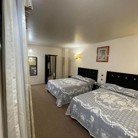 Hotel Novo Силао Экстерьер фото